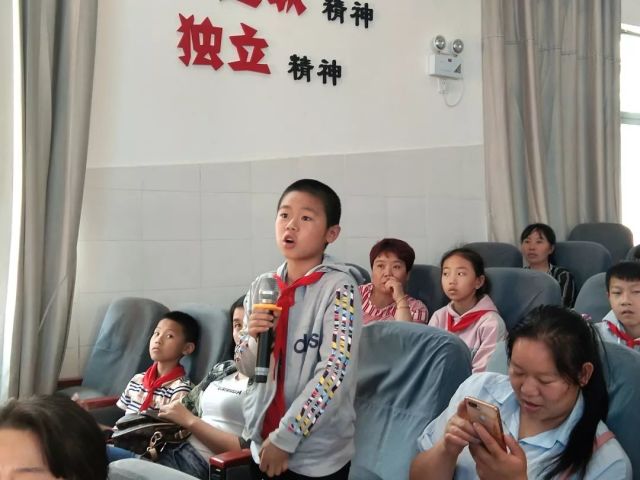 青少年情緒管理與心理健康教育培訓